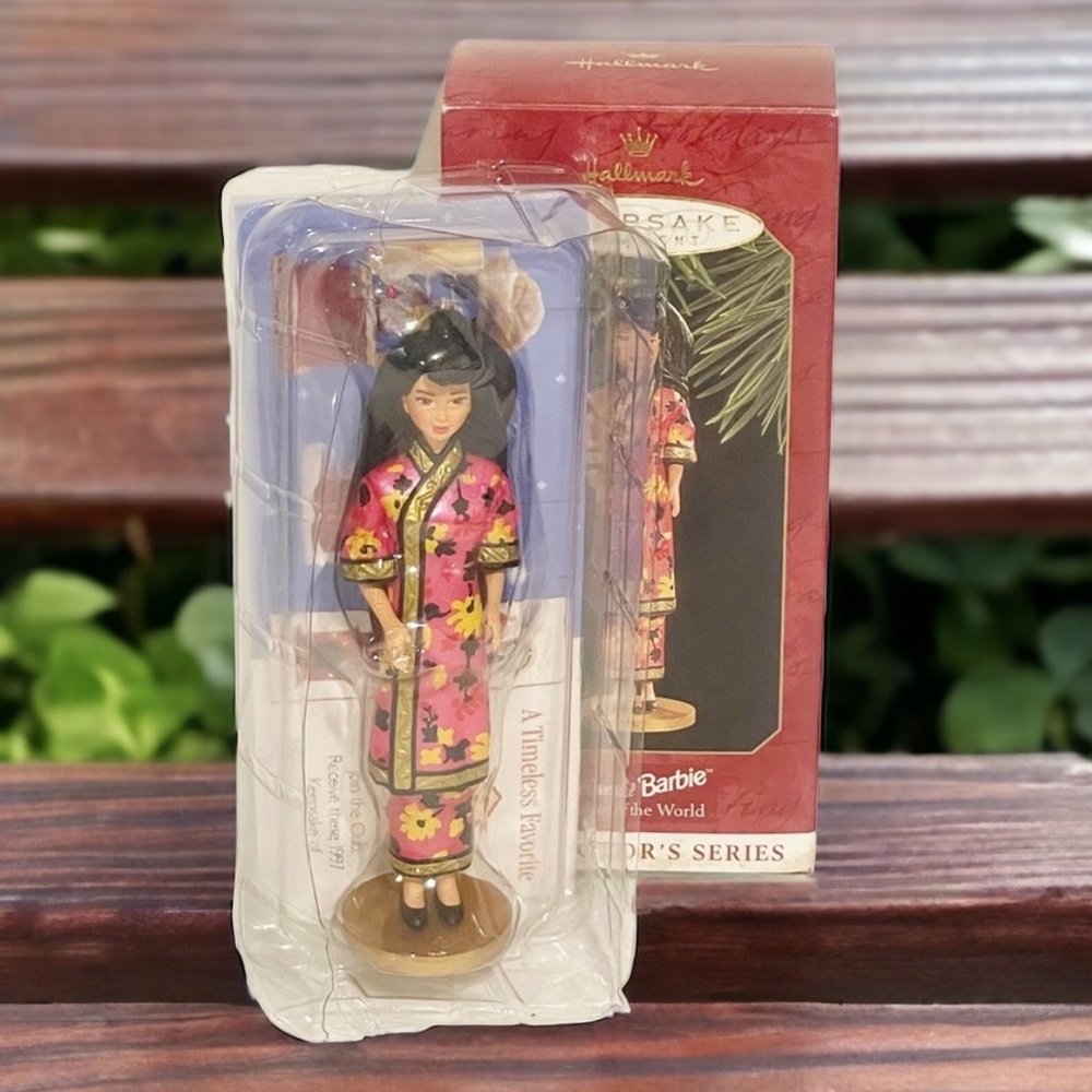 Vintage‎ Barbie Keepsake Ornament NEW Chinese Barbie Dolls of the World Series